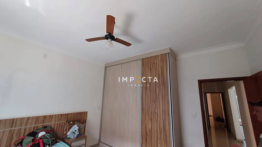Casa, 4 quartos, 300 m² - Foto 12
