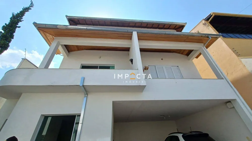 Casa, 4 quartos, 300 m² - Foto 1