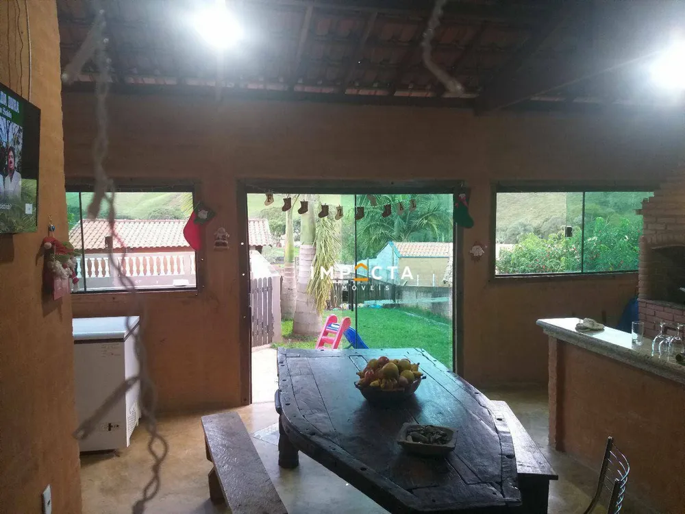 Chácara, 3 quartos, 1300 m² - Foto 2