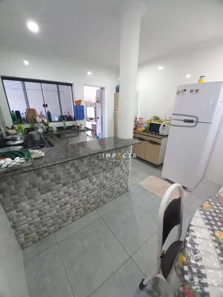 Casa, 5 quartos, 353 m² - Foto 3