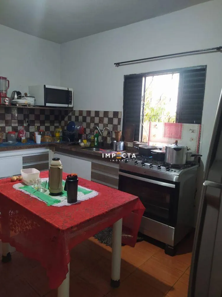 Casa, 2 quartos, 195 m² - Foto 2