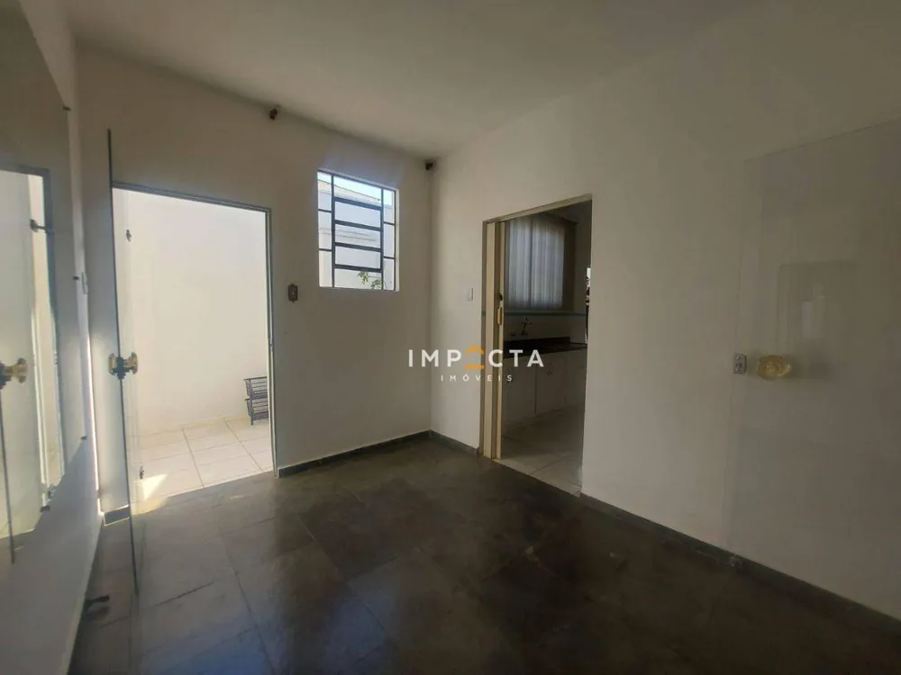 Casa, 5 quartos, 192 m² - Foto 5