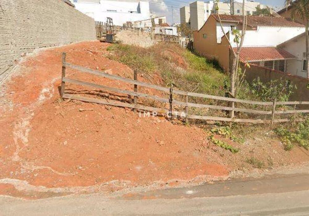 Terreno, 200 m² - Foto 1