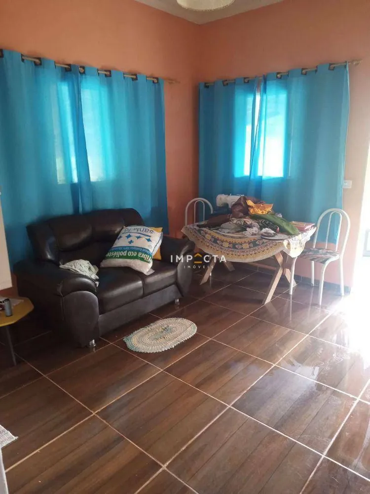 Chácara, 2 quartos, 1097 m² - Foto 4