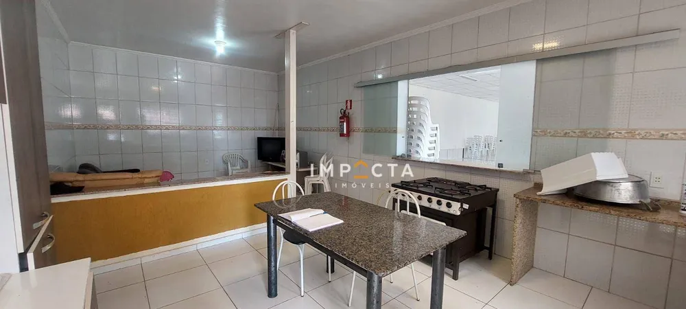 Chácara, 8 quartos, 4000 m² - Foto 2