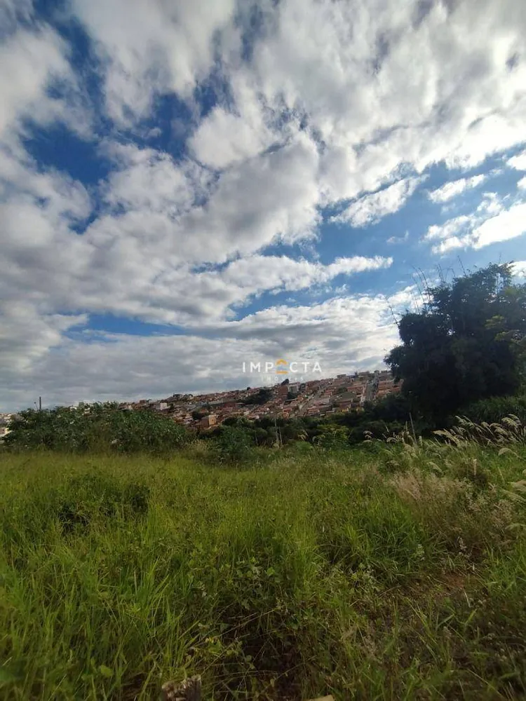 Terreno, 240 m² - Foto 2