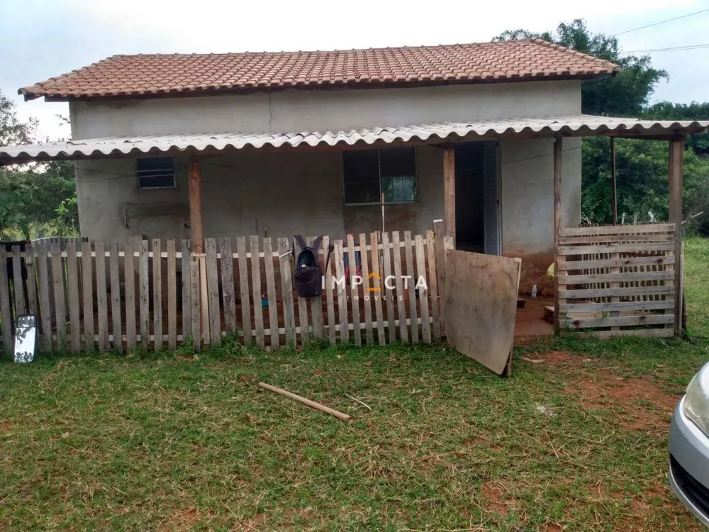 Chácara, 2 quartos, 250 m² - Foto 1