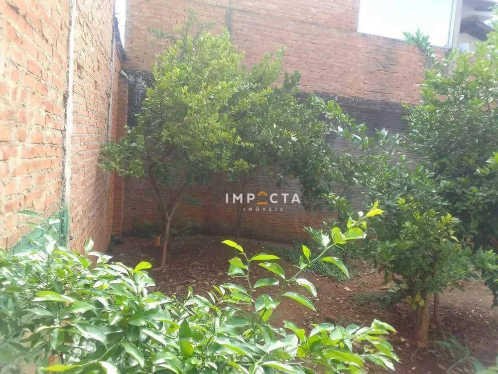 Casa, 2 quartos, 250 m² - Foto 1