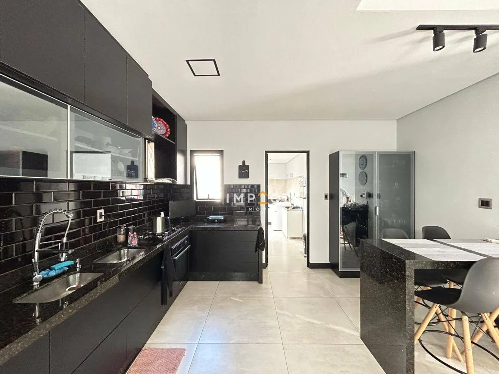 Casa, 3 quartos, 378 m² - Foto 3