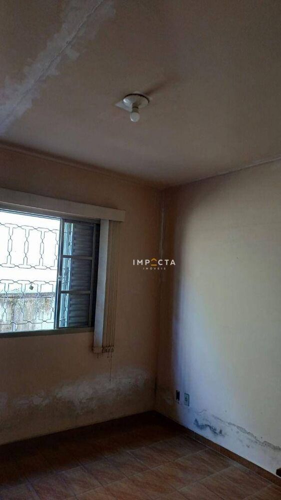 Casa à venda com 2 quartos, 74m² - Foto 3