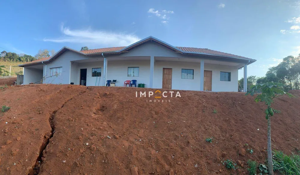 Chácara, 3 quartos, 3000 m² - Foto 1