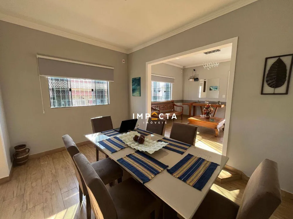 Casa, 3 quartos, 253 m² - Foto 3