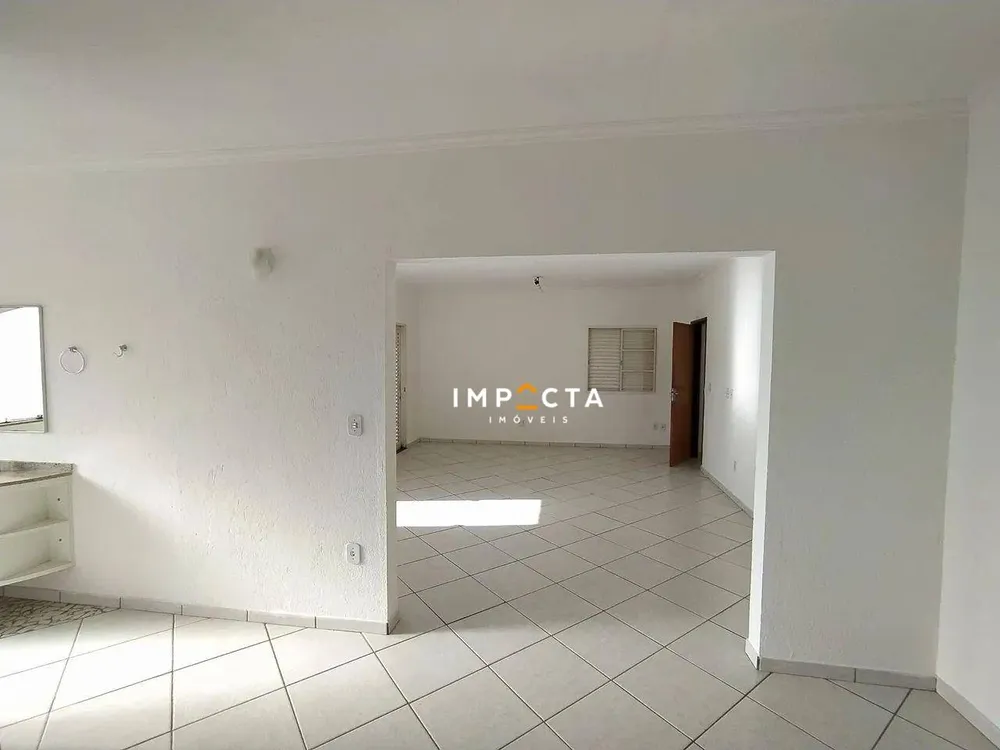 Casa, 2 quartos, 266 m² - Foto 1