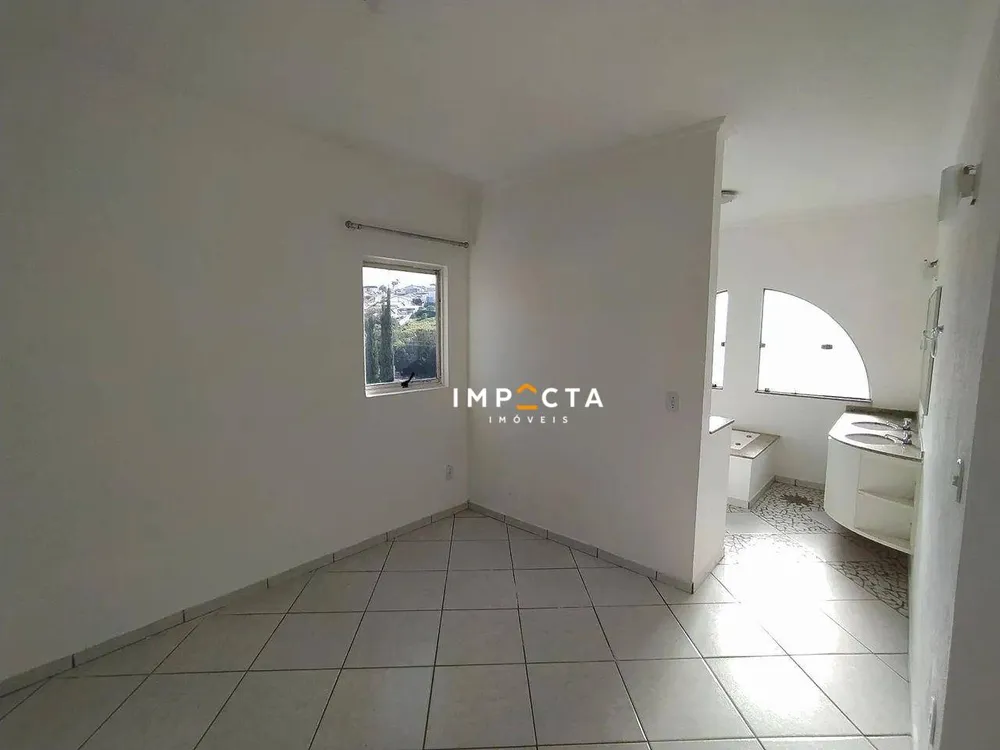 Casa, 2 quartos, 266 m² - Foto 3
