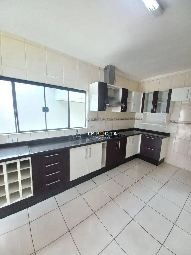 Casa, 4 quartos, 165 m² - Foto 3