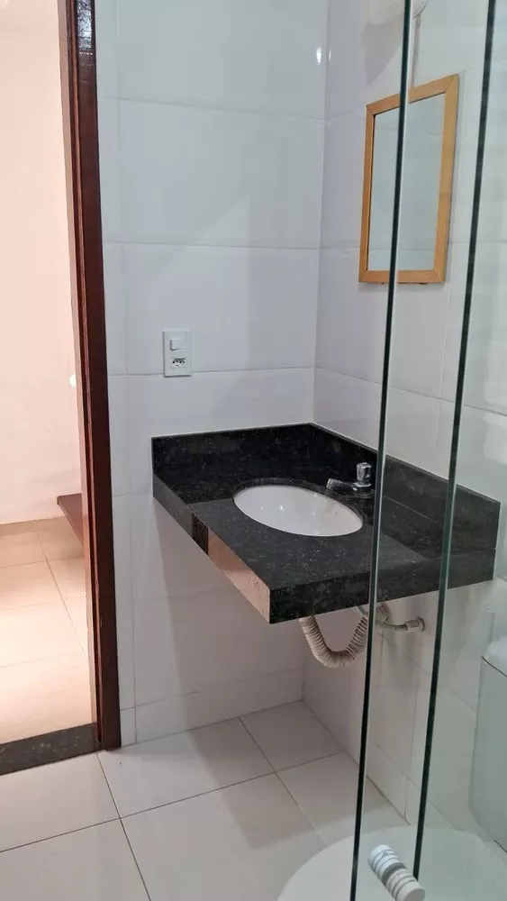 Casa para alugar com 3 quartos, 180m² - Foto 4