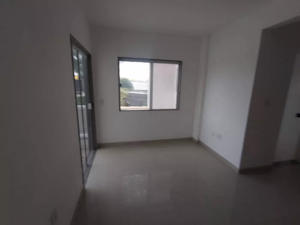 Apartamento à venda com 2 quartos, 82m² - Foto 2