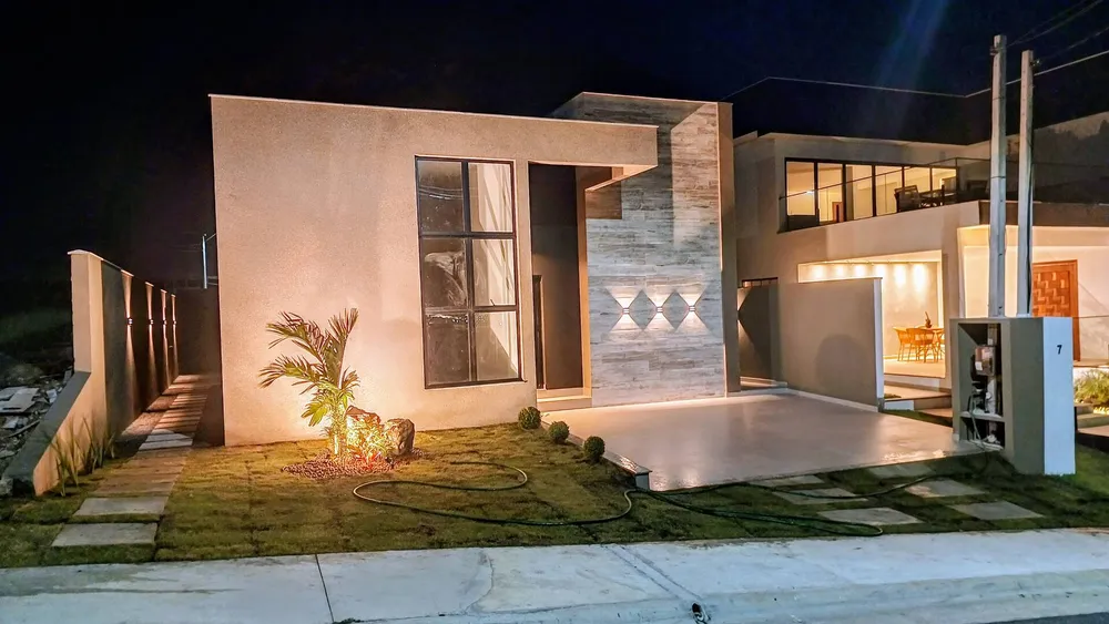 Casa, 3 quartos, 252 m² - Foto 2
