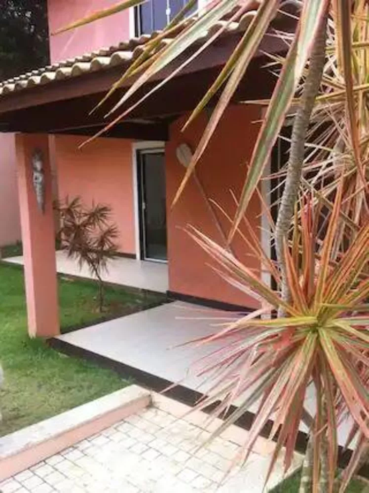 Casa à venda com 4 quartos, 268m² - Foto 1