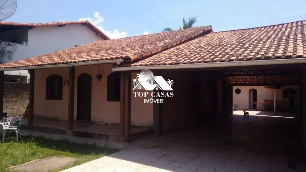 Casa, 4 quartos, 220 m² - Foto 1