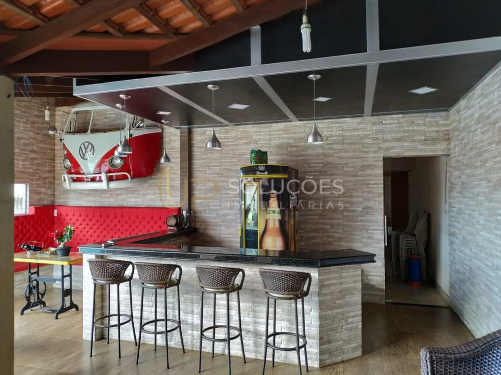 Sobrado, 3 quartos, 300 m² - Foto 1