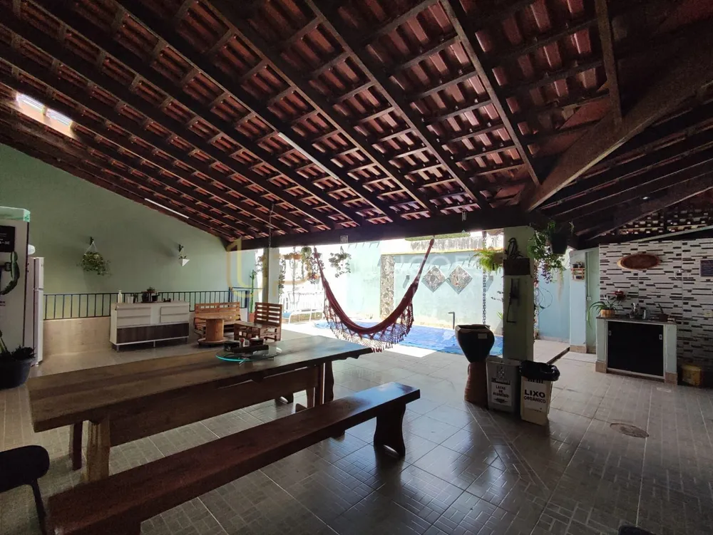 Casa, 3 quartos, 300 m² - Foto 3