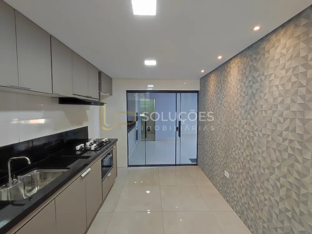 Casa, 3 quartos, 140 m² - Foto 2