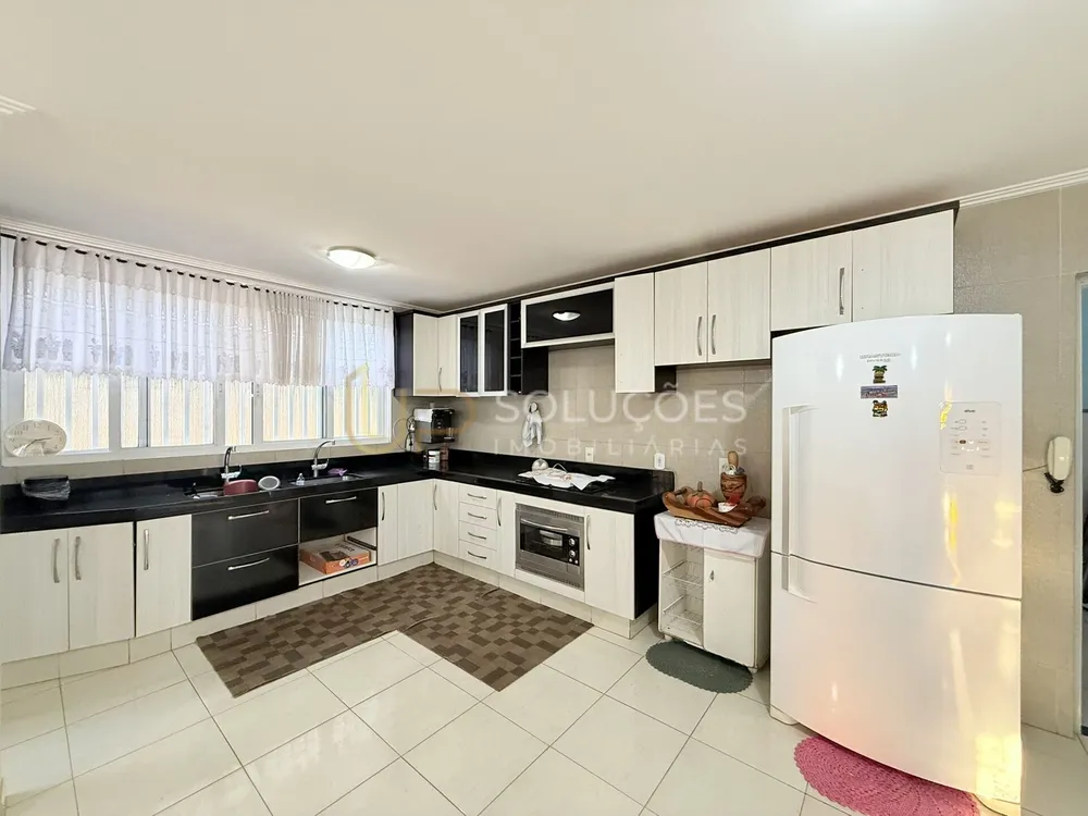 Casa, 4 quartos, 417 m² - Foto 2