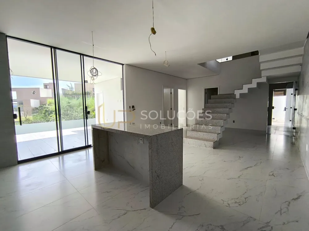 Casa, 2 quartos, 340 m² - Foto 1