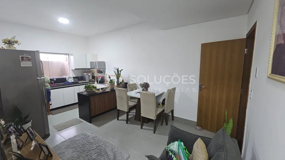 Casa, 1 quarto, 61 m² - Foto 2