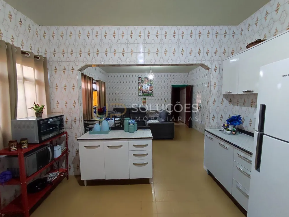 Casa, 3 quartos, 190 m² - Foto 2