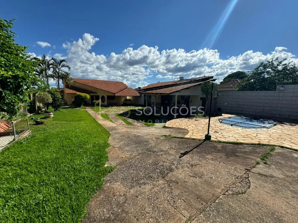 Casa, 4 quartos, 350 m² - Foto 1