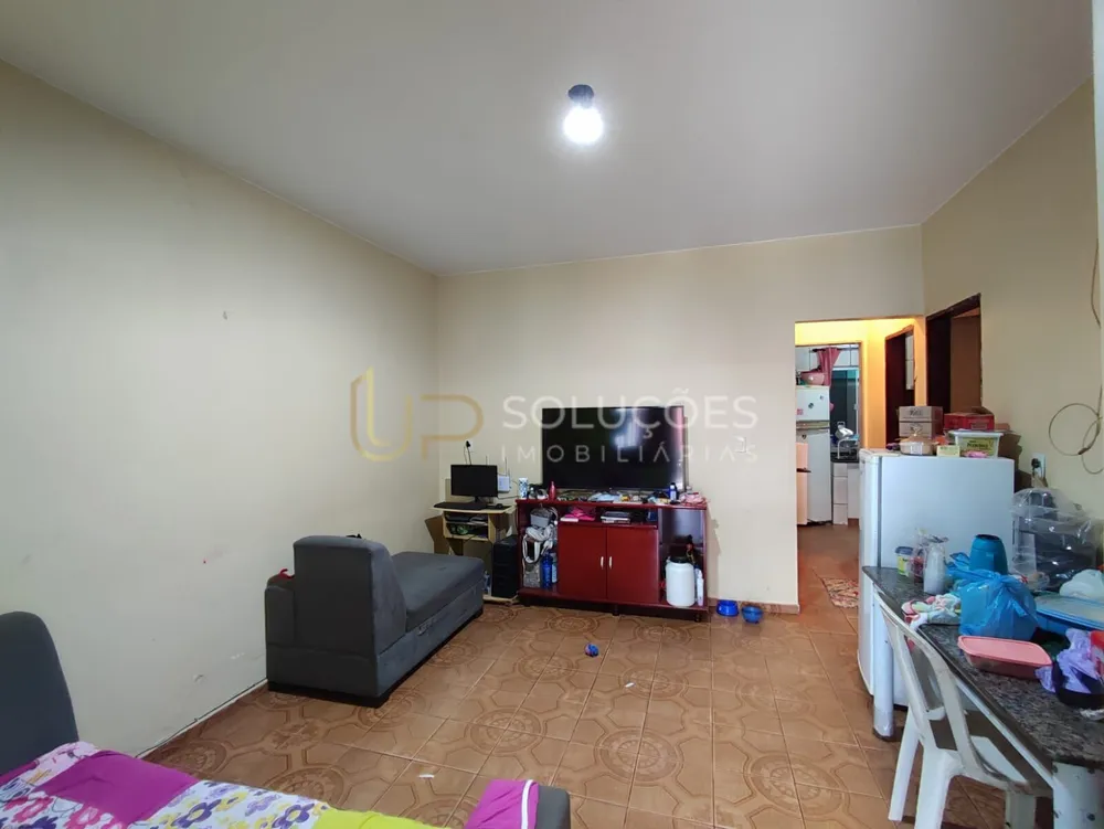 Casa, 3 quartos, 174 m² - Foto 2