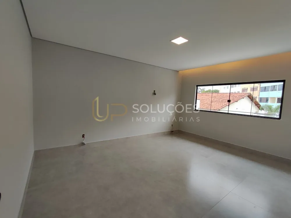 Casa, 3 quartos, 270 m² - Foto 6