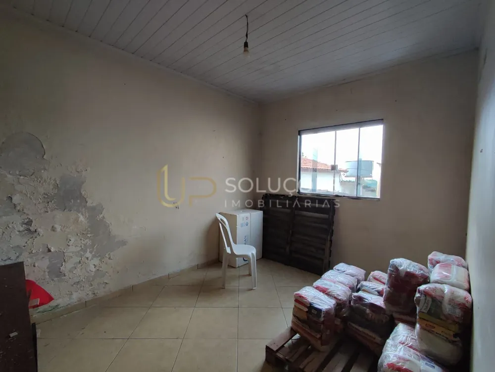 Casa, 2 quartos, 298 m² - Foto 1