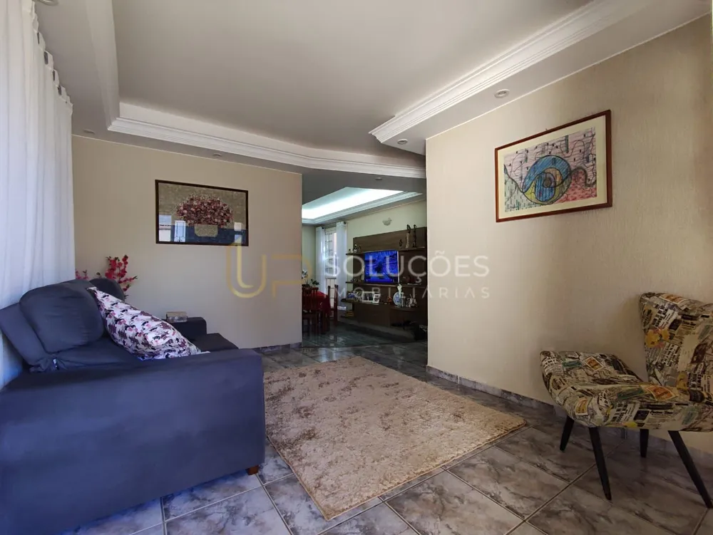 Casa, 4 quartos, 266 m² - Foto 4