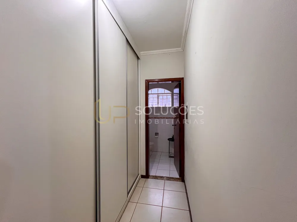 Casa, 3 quartos, 261 m² - Foto 6
