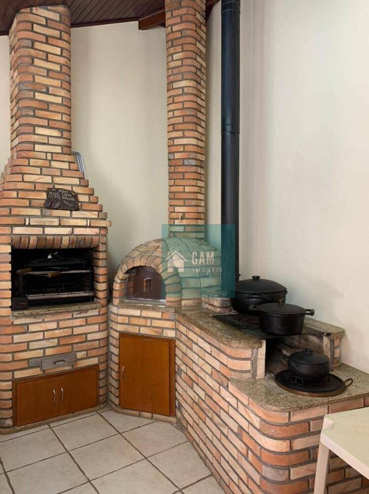 Sobrado, 4 quartos, 260 m² - Foto 1