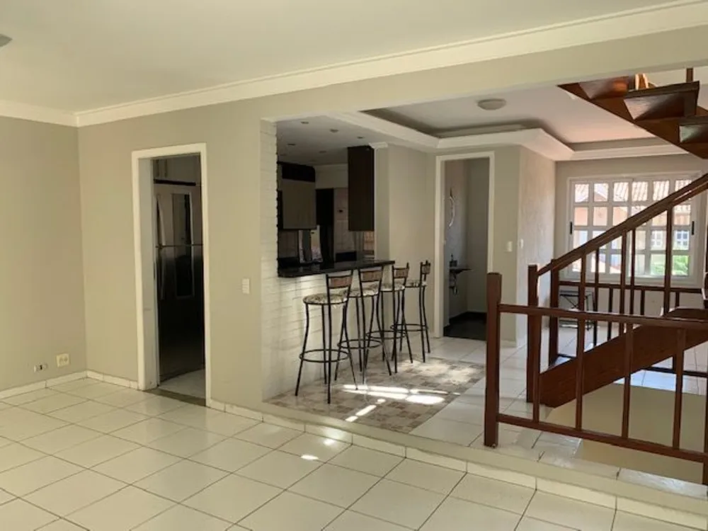 Sobrado, 3 quartos, 215 m² - Foto 3