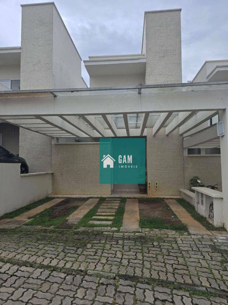 Sobrado à venda e aluguel com 3 quartos, 110m² - Foto 1