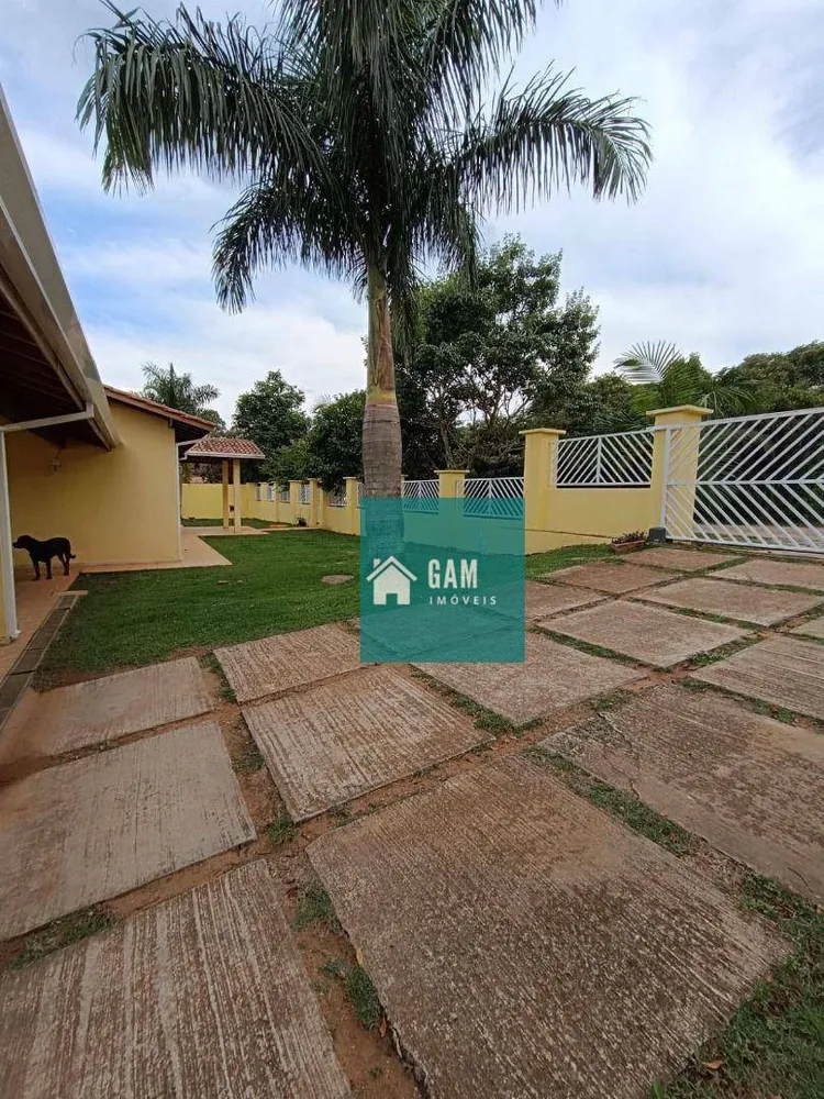 Chácara, 4 quartos, 1600 m² - Foto 1