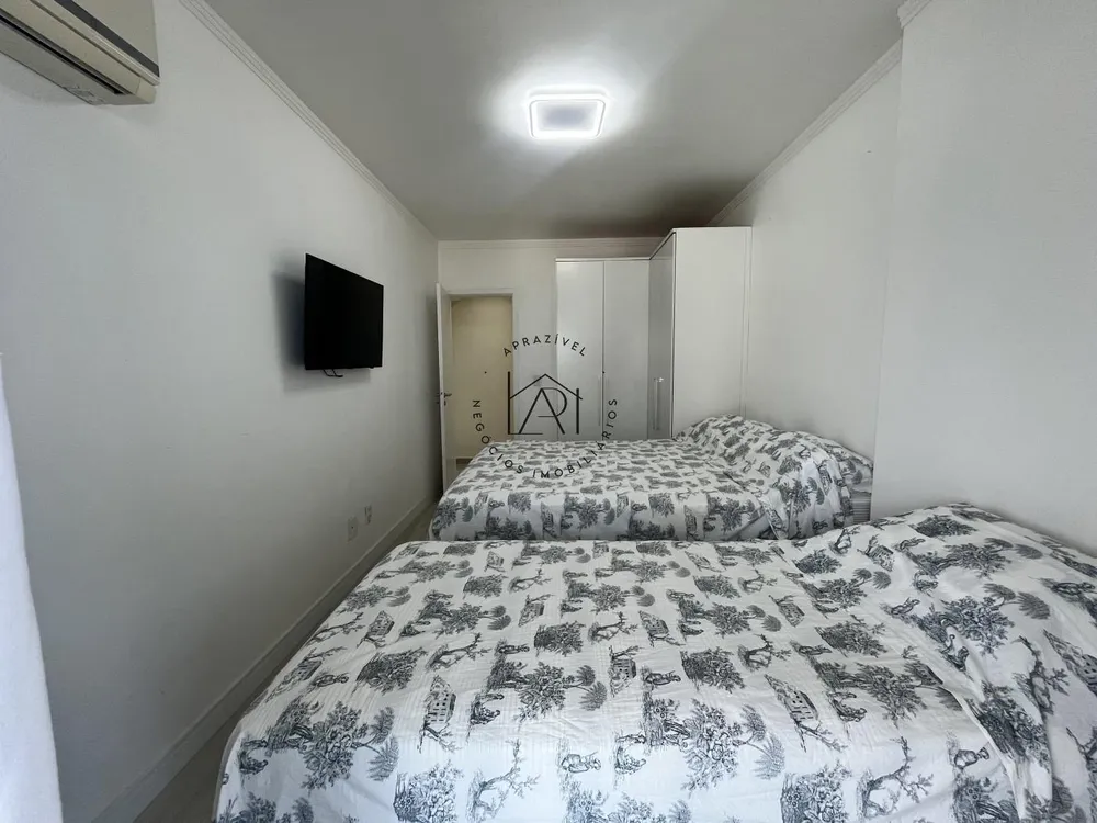 Cobertura, 3 quartos, 203 m² - Foto 3