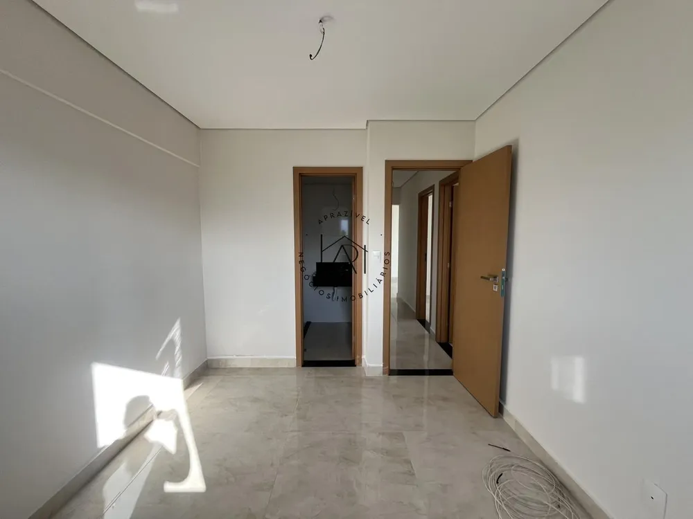 Apartamento, 3 quartos, 102 m² - Foto 2