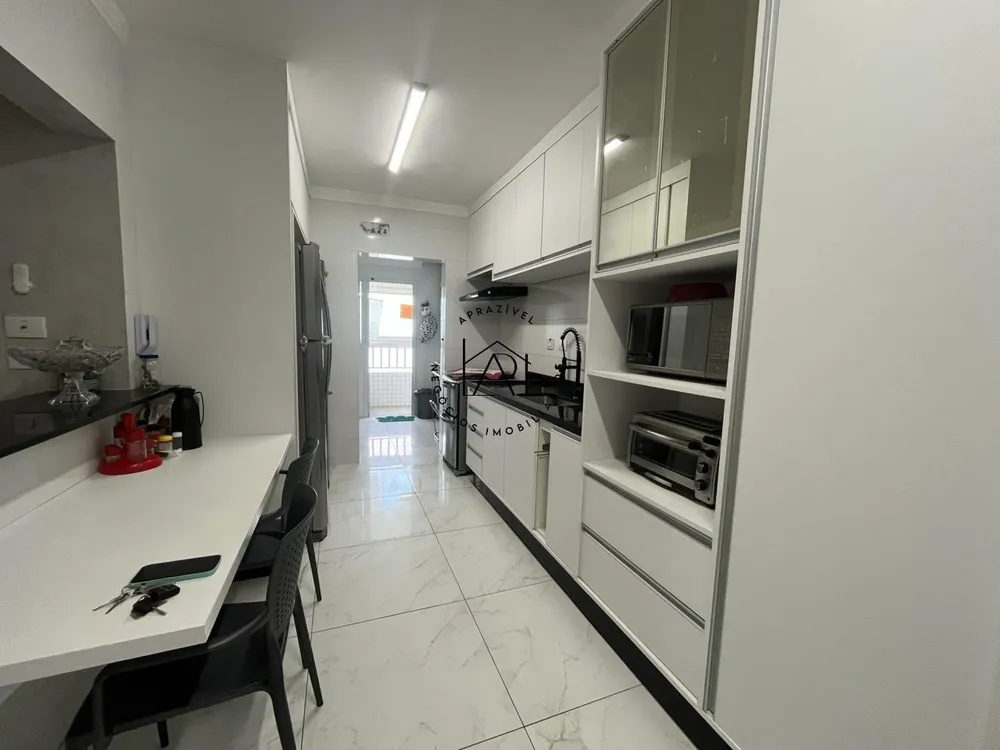 Apartamento, 3 quartos, 140 m² - Foto 2