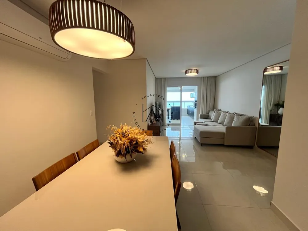 Apartamento, 3 quartos, 140 m² - Foto 1