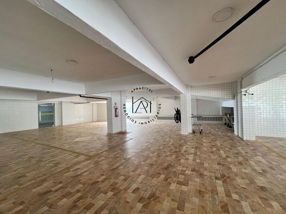 Apartamento à venda com 2 quartos, 76m² - Foto 4