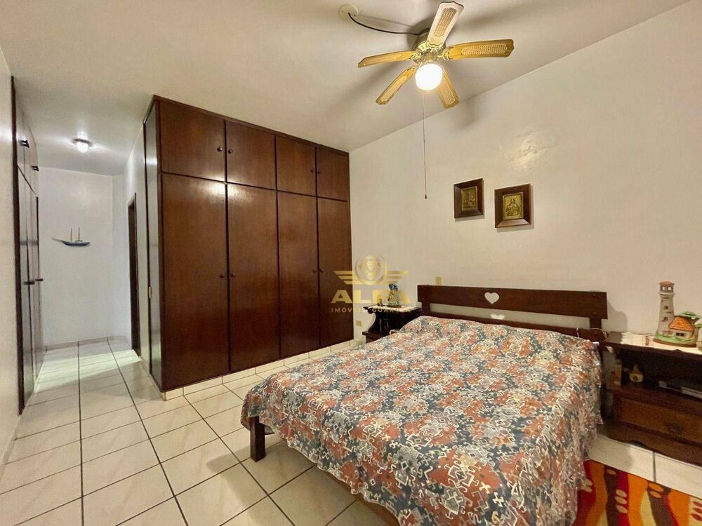 Cobertura à venda com 3 quartos, 300m² - Foto 4