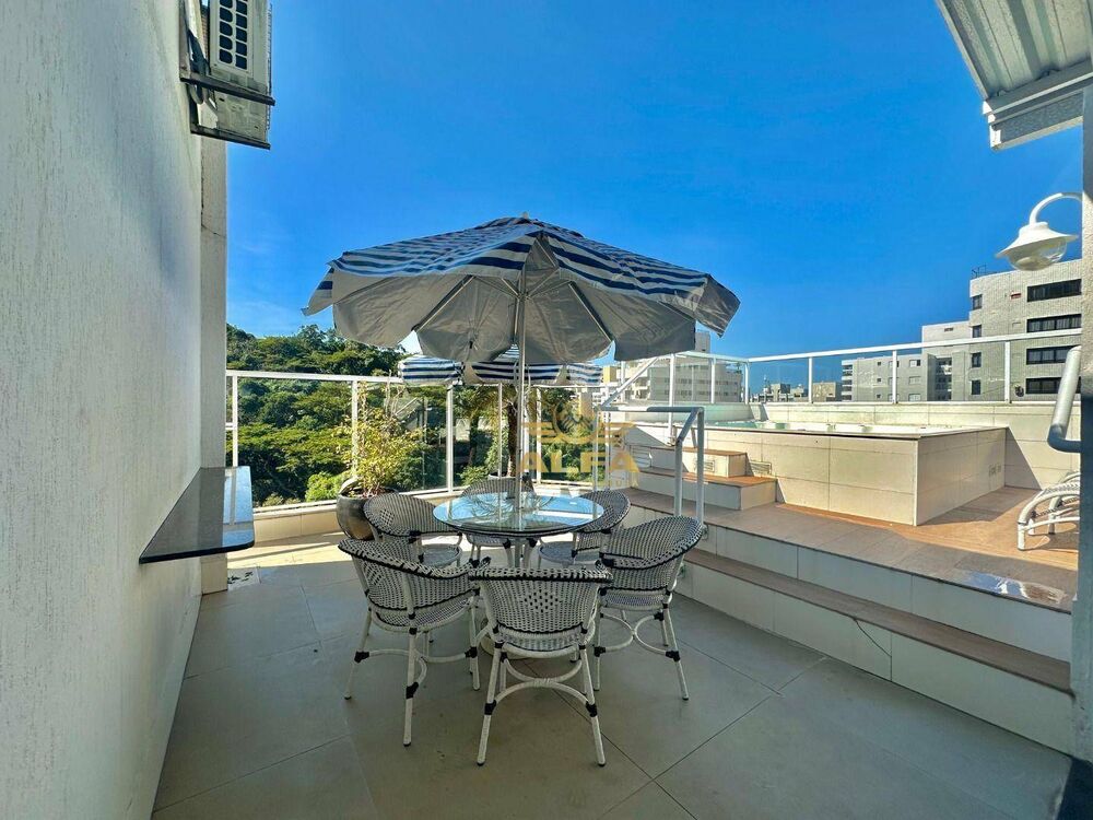 Cobertura à venda com 4 quartos, 240m² - Foto 2