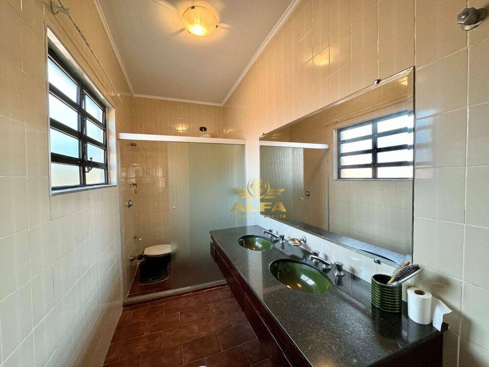 Casa à venda com 4 quartos, 282m² - Foto 16