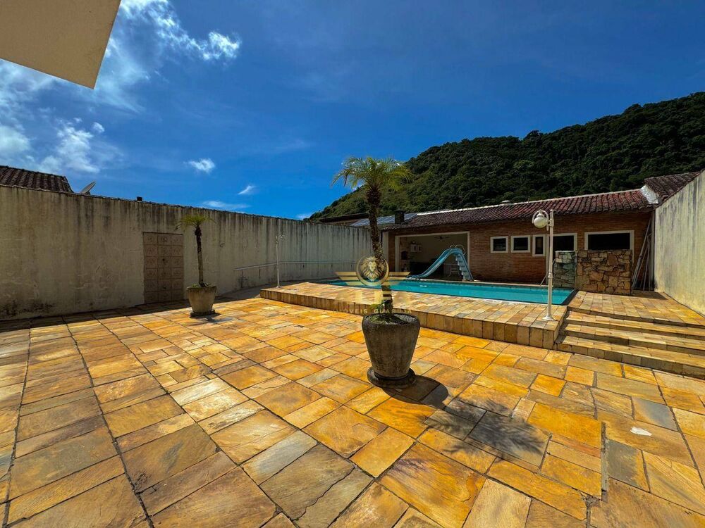 Casa à venda com 4 quartos, 282m² - Foto 22